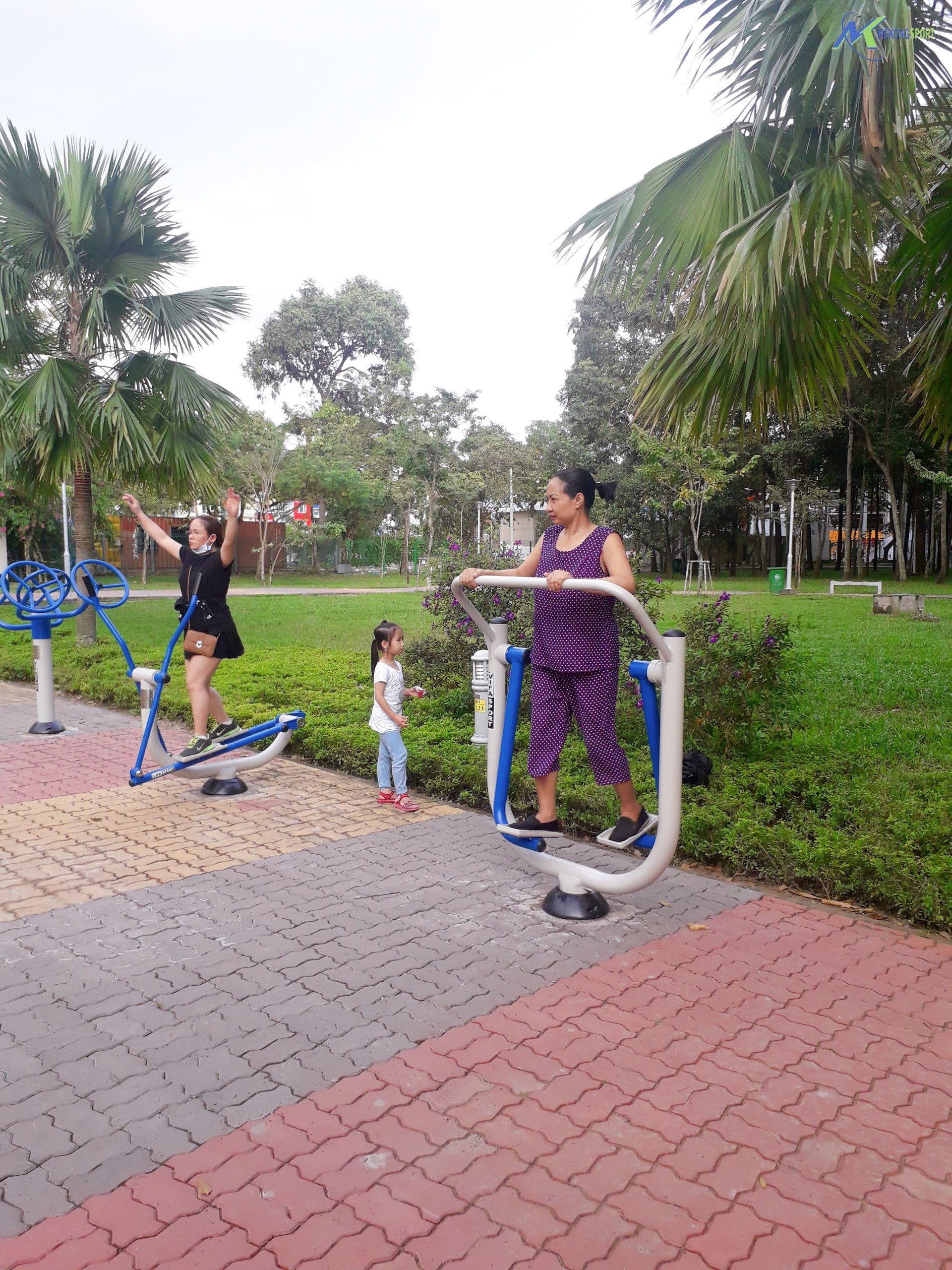 Tp. Hồ Chí Minh: Công Viên Gia Định Lắp Đặt 30 Thiết Bị Thể Thao Ngoài Trời 7 du-an-cong-vien-khu-dan-cu-tp-ho-chi-minh-cong-vien-gia-dinh-lap-dat-30-thiet-bi-the-thao-ngoai-troi-6.jpg