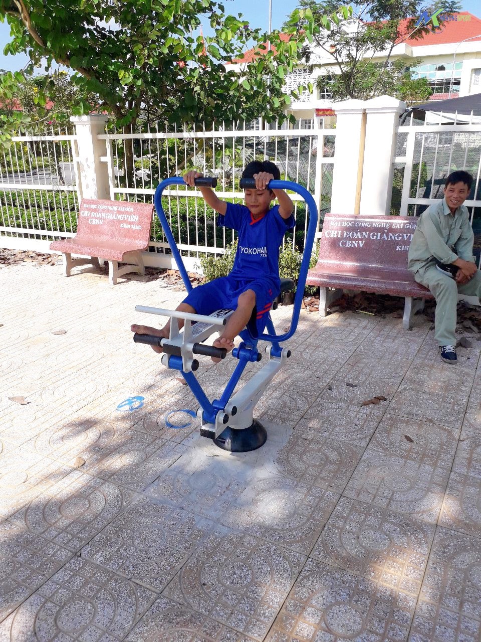 du-an-truong-hoc-co-quan-cty-dong-thap-xa-tan-khanh-dong-thay-doi-dien-mao-sau-cong-trinh-lap-dat-30-may-tap-the-thao-ngoai-troi-6