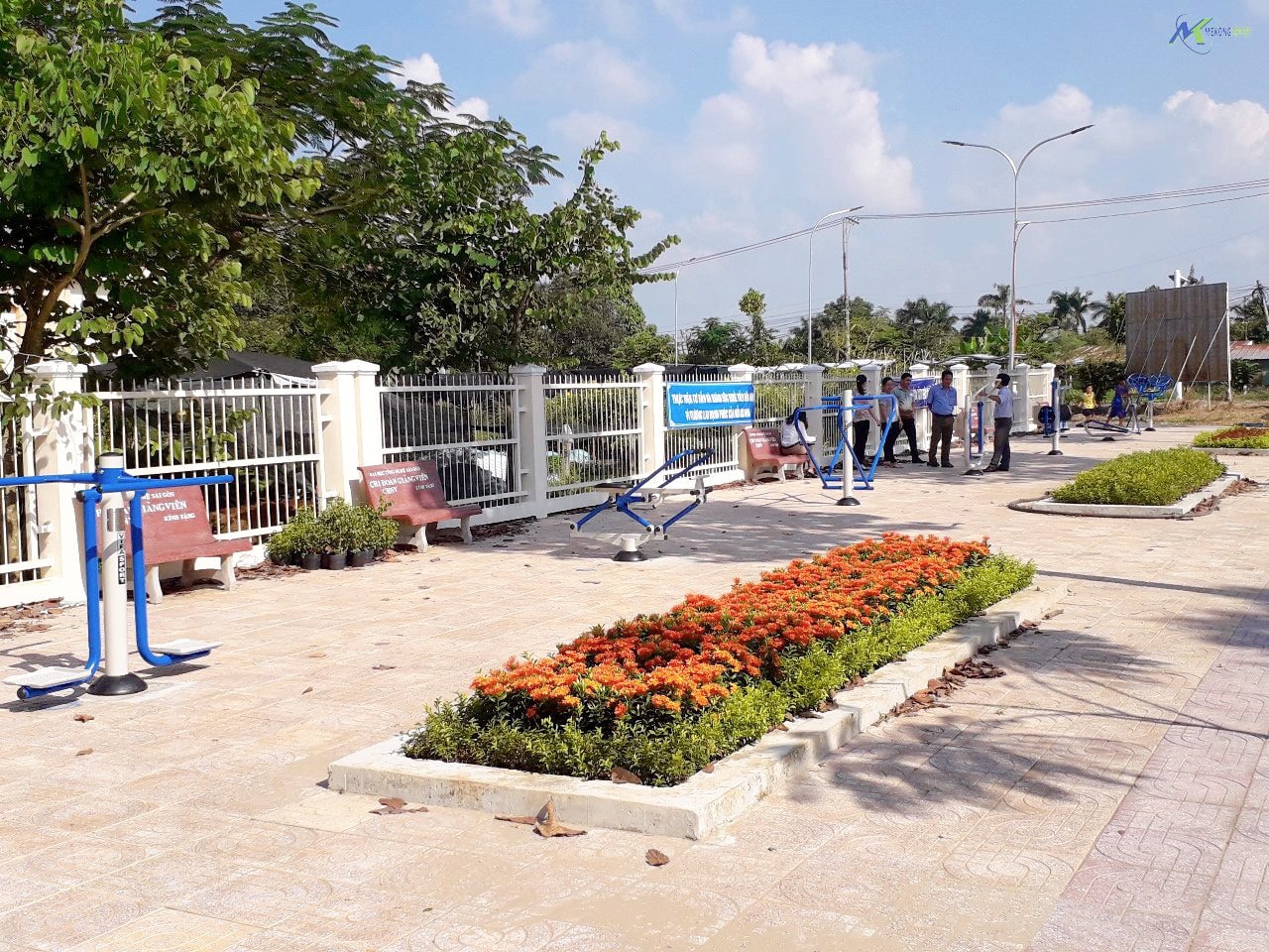 du-an-truong-hoc-co-quan-cty-dong-thap-xa-tan-khanh-dong-thay-doi-dien-mao-sau-cong-trinh-lap-dat-30-may-tap-the-thao-ngoai-troi-8.jpg