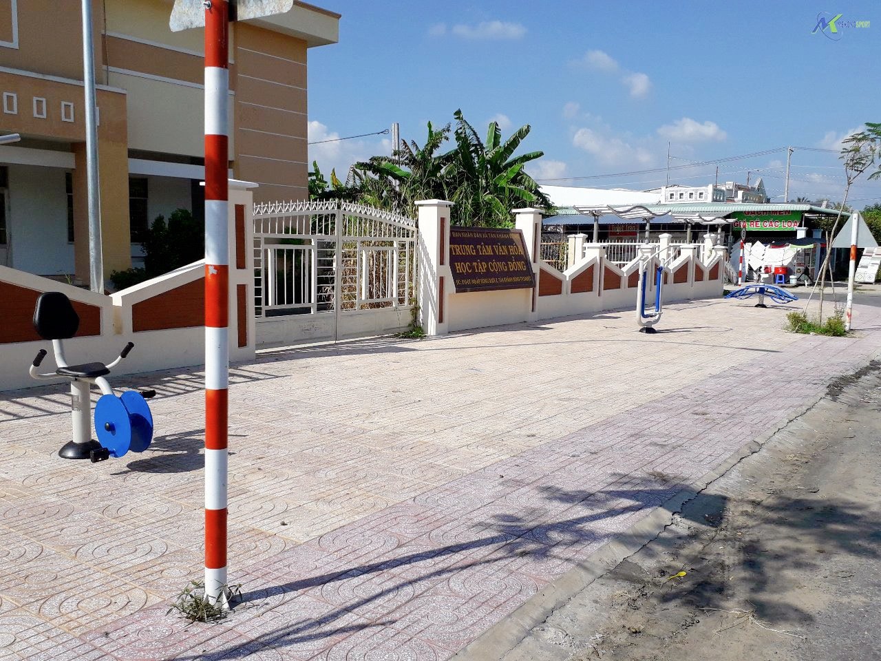 du-an-truong-hoc-co-quan-cty-dong-thap-xa-tan-khanh-dong-thay-doi-dien-mao-sau-cong-trinh-lap-dat-30-may-tap-the-thao-ngoai-troi-9.jpg