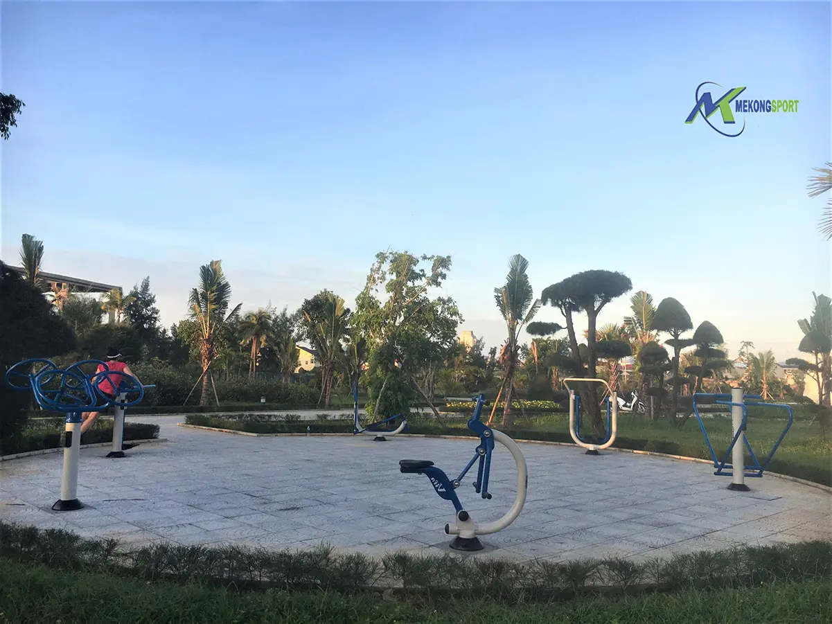 thiết bị thể dục thể thao ngoài trời