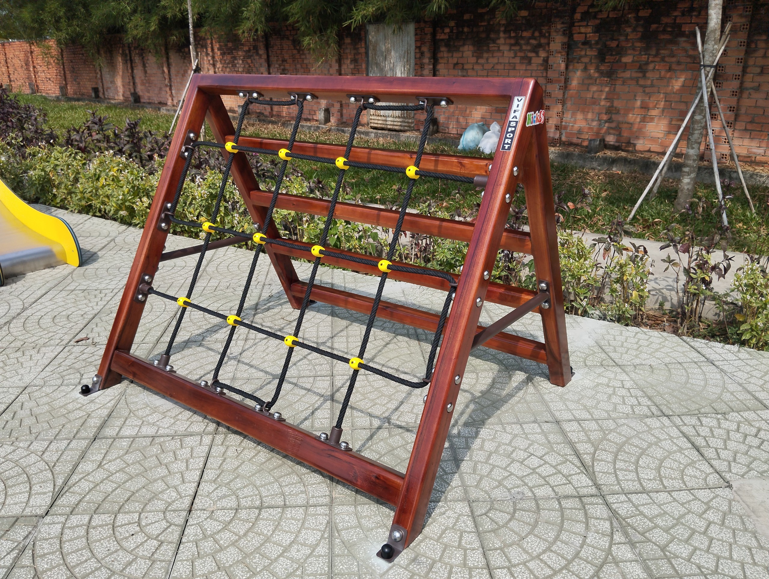 thang luoi khung go 3