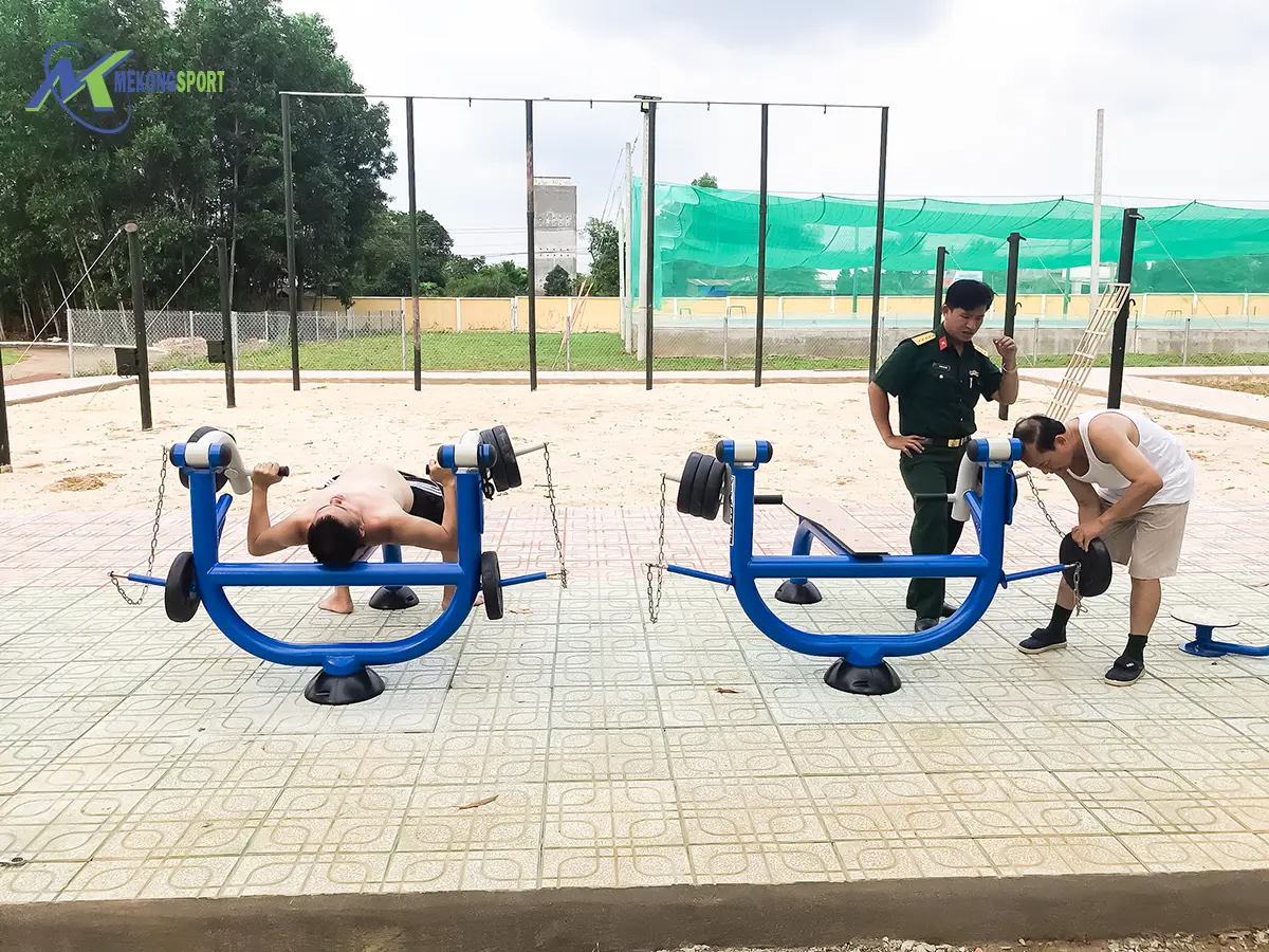 thiết bị thể thao ngoài trời