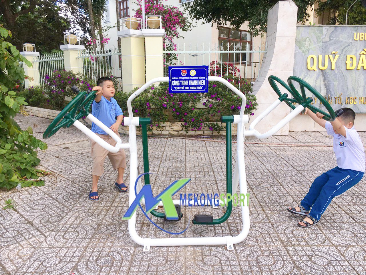 z5234855324728 4cad9bd5eaddf343b318a59eaf72122f