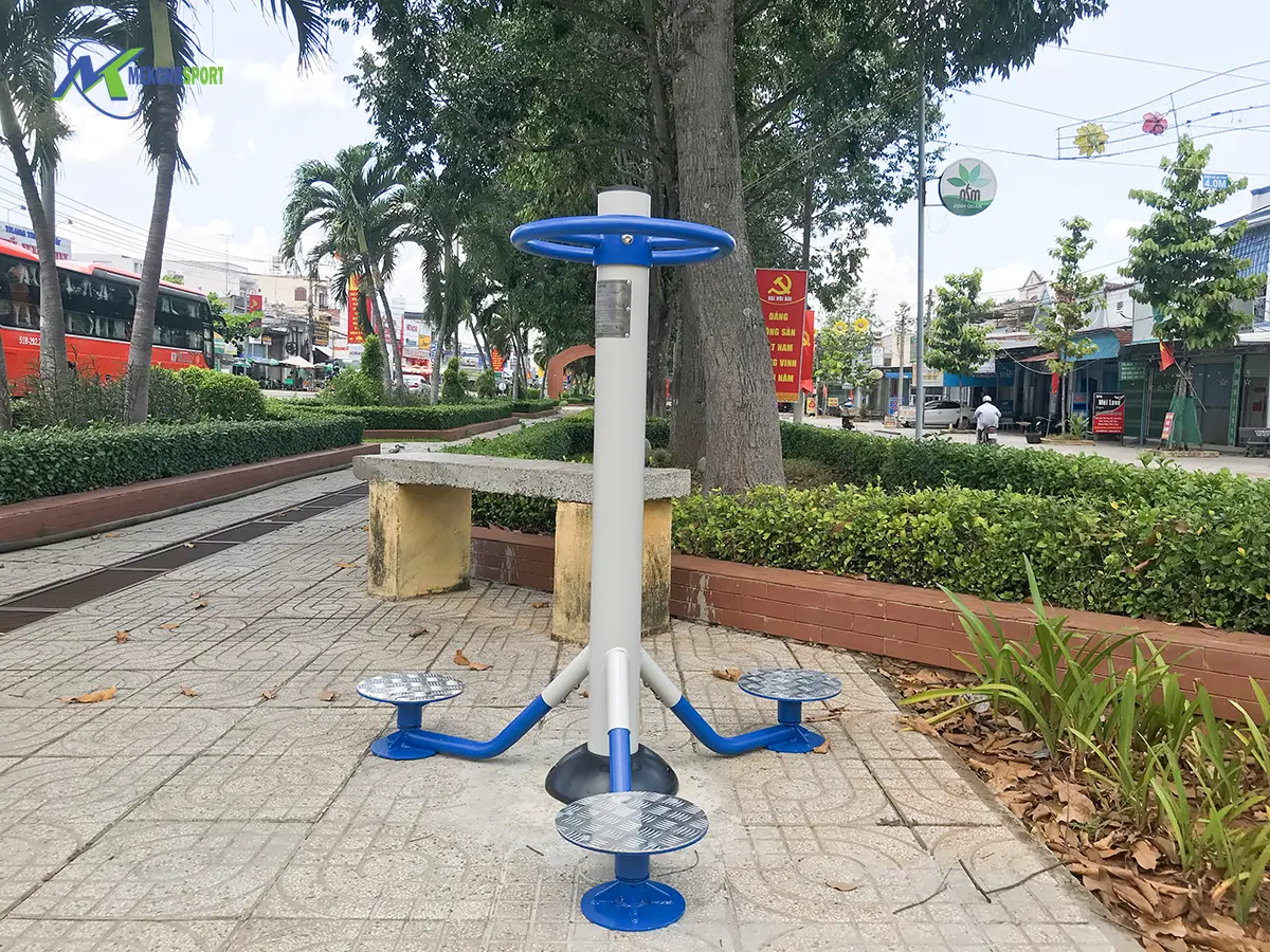 6 dụng cụ tập thể dục ngoài trời phù hợp cho người lớn tuổi 4 lắp đặt dụng cụ thể dục ngoài trời cho người già