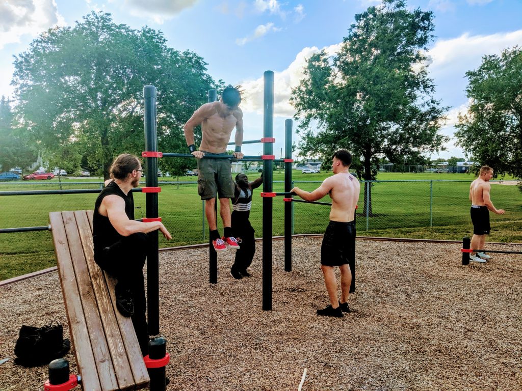 3 lợi ích lớn của việc lắp đặt dụng cụ thể thao ngoài trời cho chung cư, dự án bất động sản  
