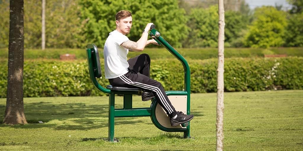 chạy bộ hay đạp xe tốt hơn