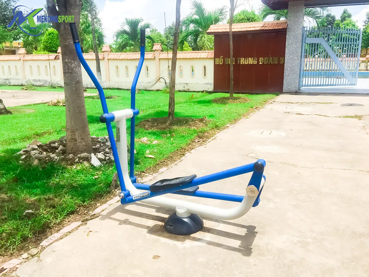 thiết bị thể dục ngoài trời cho quân đội