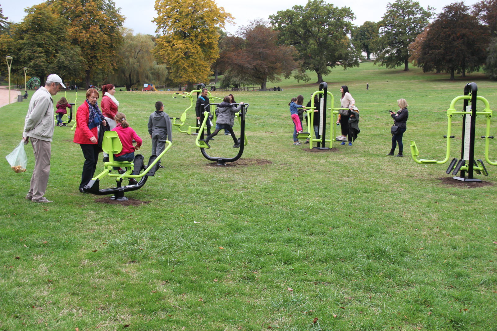 Danh sách các thiết bị thể thao ngoài trời tốt nhất cho khu dân cư