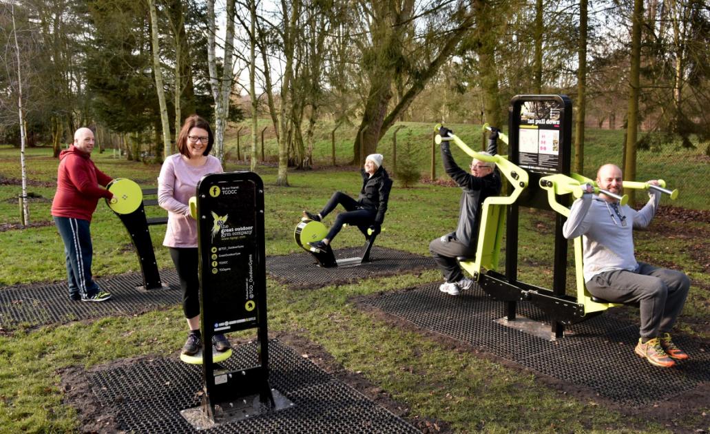 Những ai nên mua dụng cụ thể thao ngoài trời? Vì sao? Lợi ích cho từng đối tượng? 