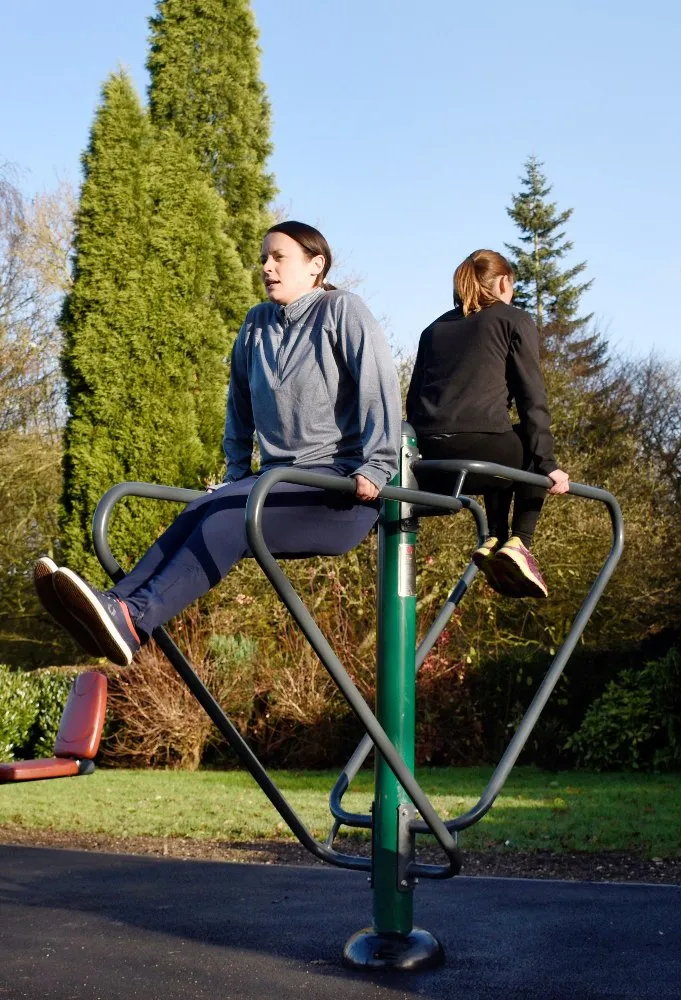 cách tập xà kép ngoài trời cho người mới