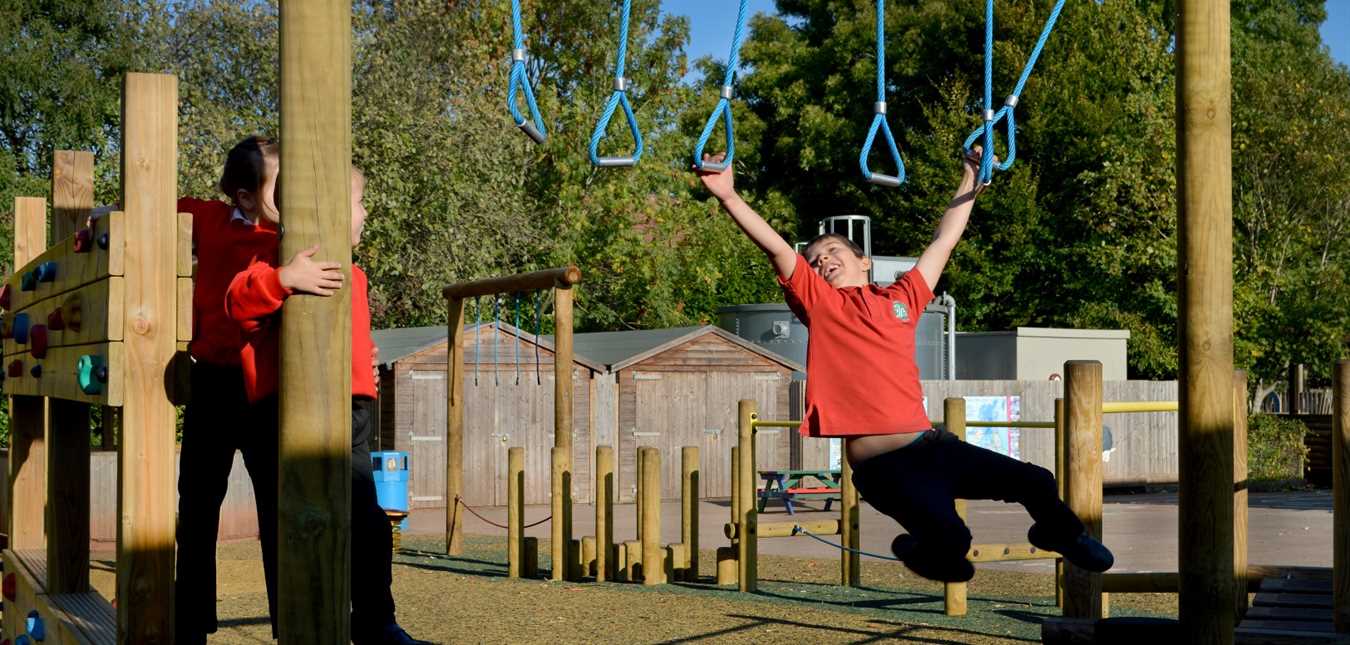 mua bán cung cấp thiết bị khu vui chơi trẻ em cho trẻ từ 13 tuổi trở lên