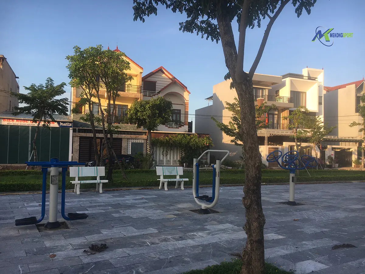 bộ dụng cụ thể dục công viên