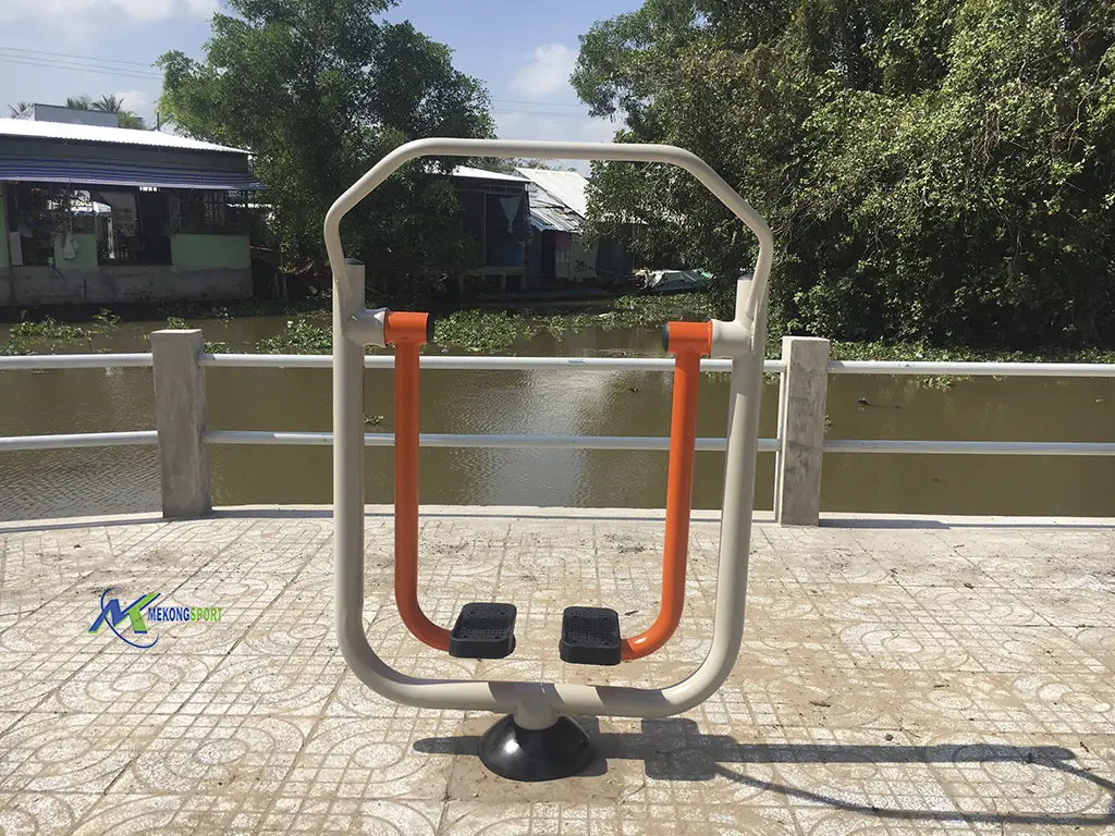 8 bộ dụng cụ tập thể dục ngoài trời cho dự an công
