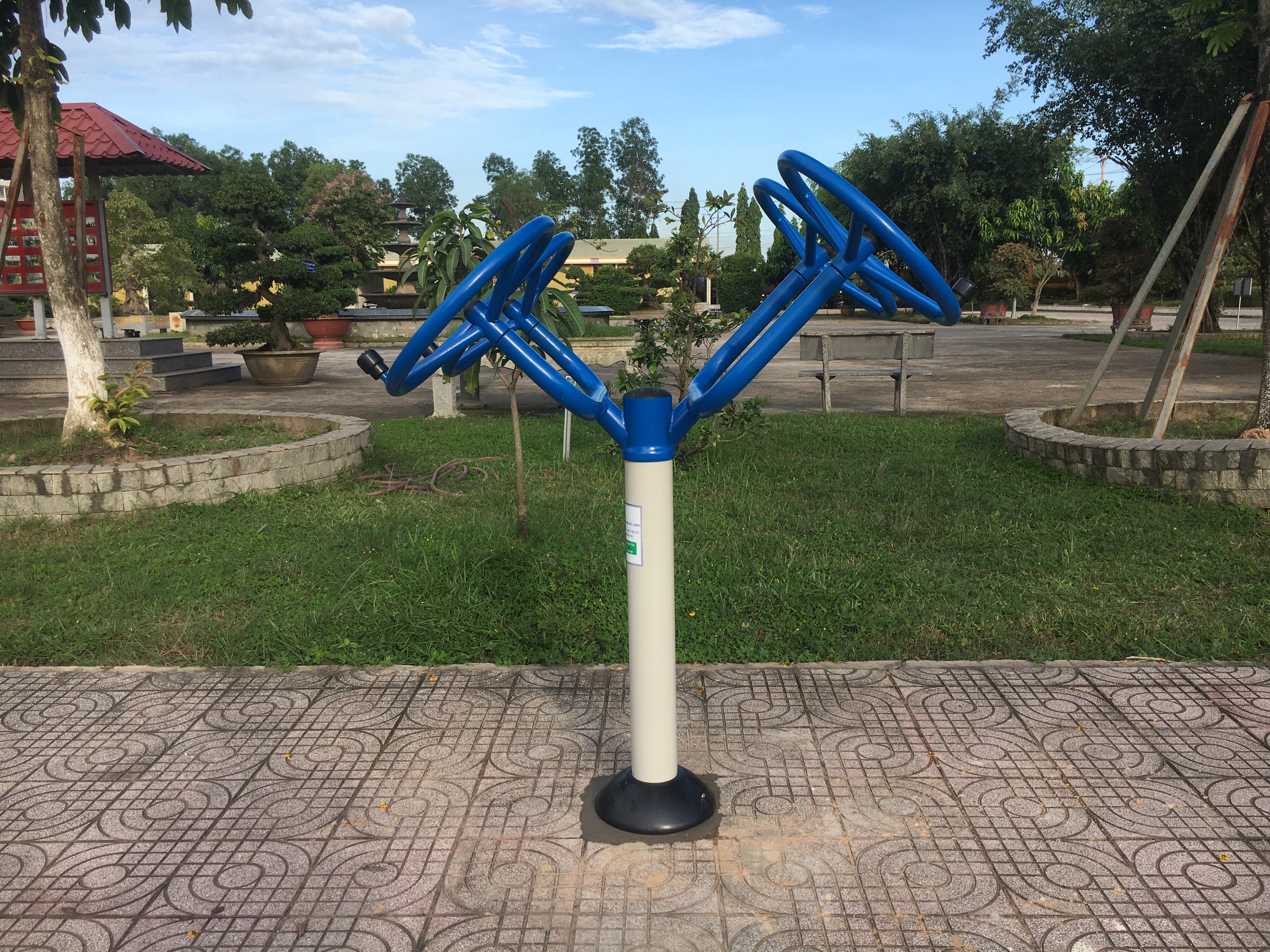 Dụng cụ tập thể dục công viên tay vai đôi có tác dụng gì