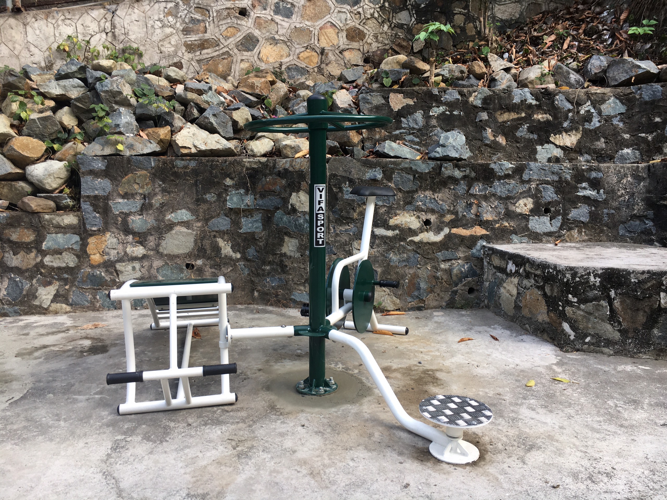 trung bình kích thước thiết bị thể thao ngoài trời