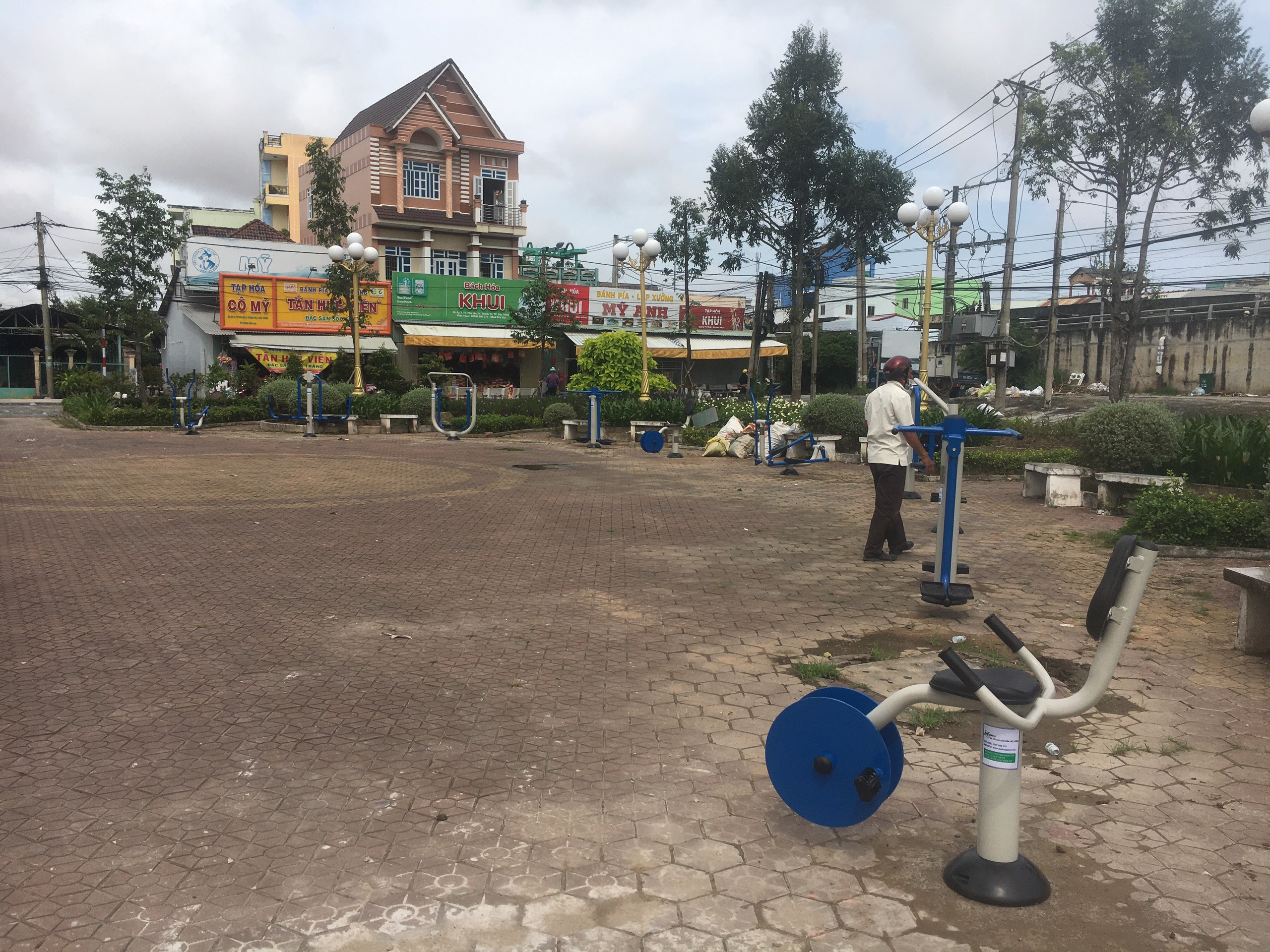 Phân loại các máy tập thể dục công cộng