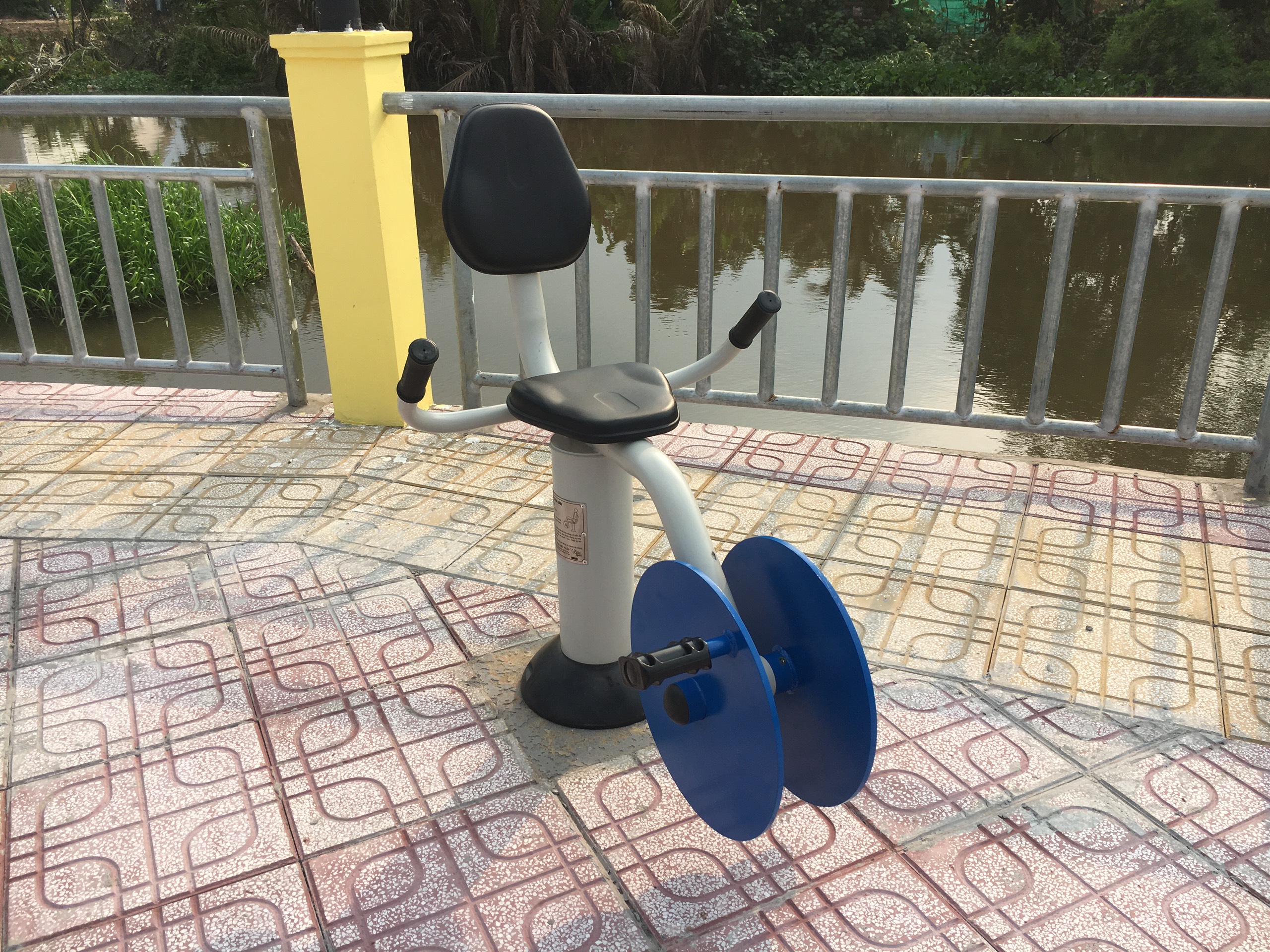 Phân loại các máy tập thể dục công cộng