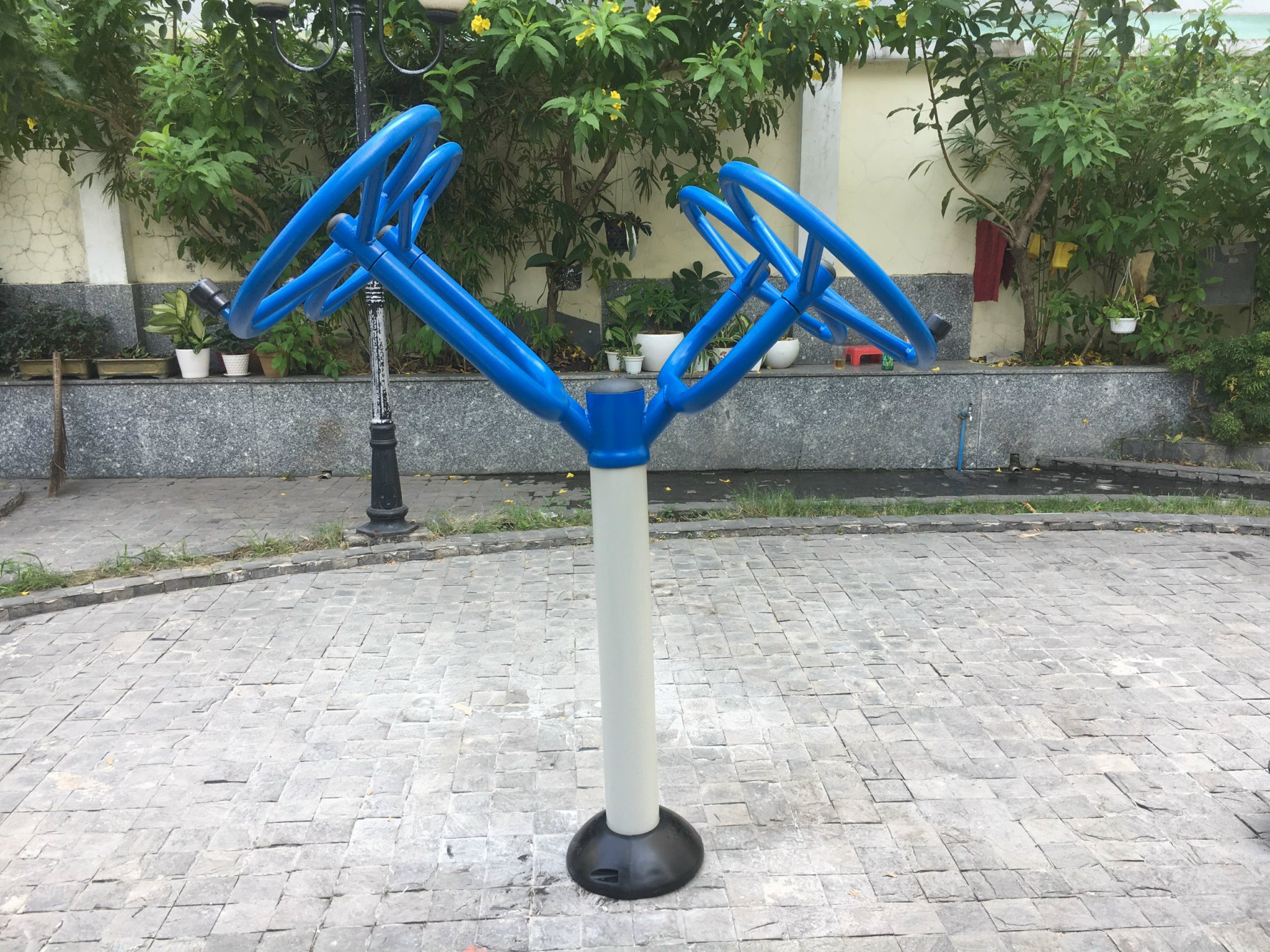 Phân loại các máy thể dục công cộng