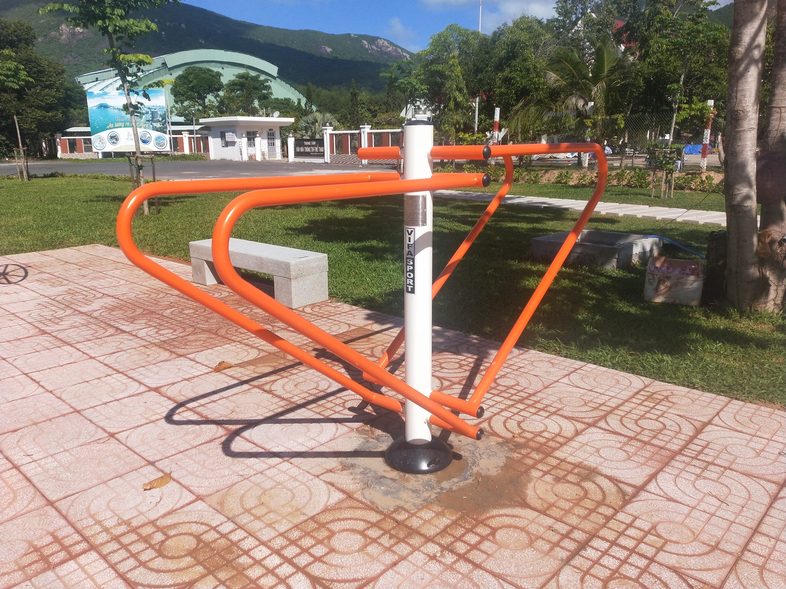 Các thiết bị thể thao ngoài trời có độ bền cao
