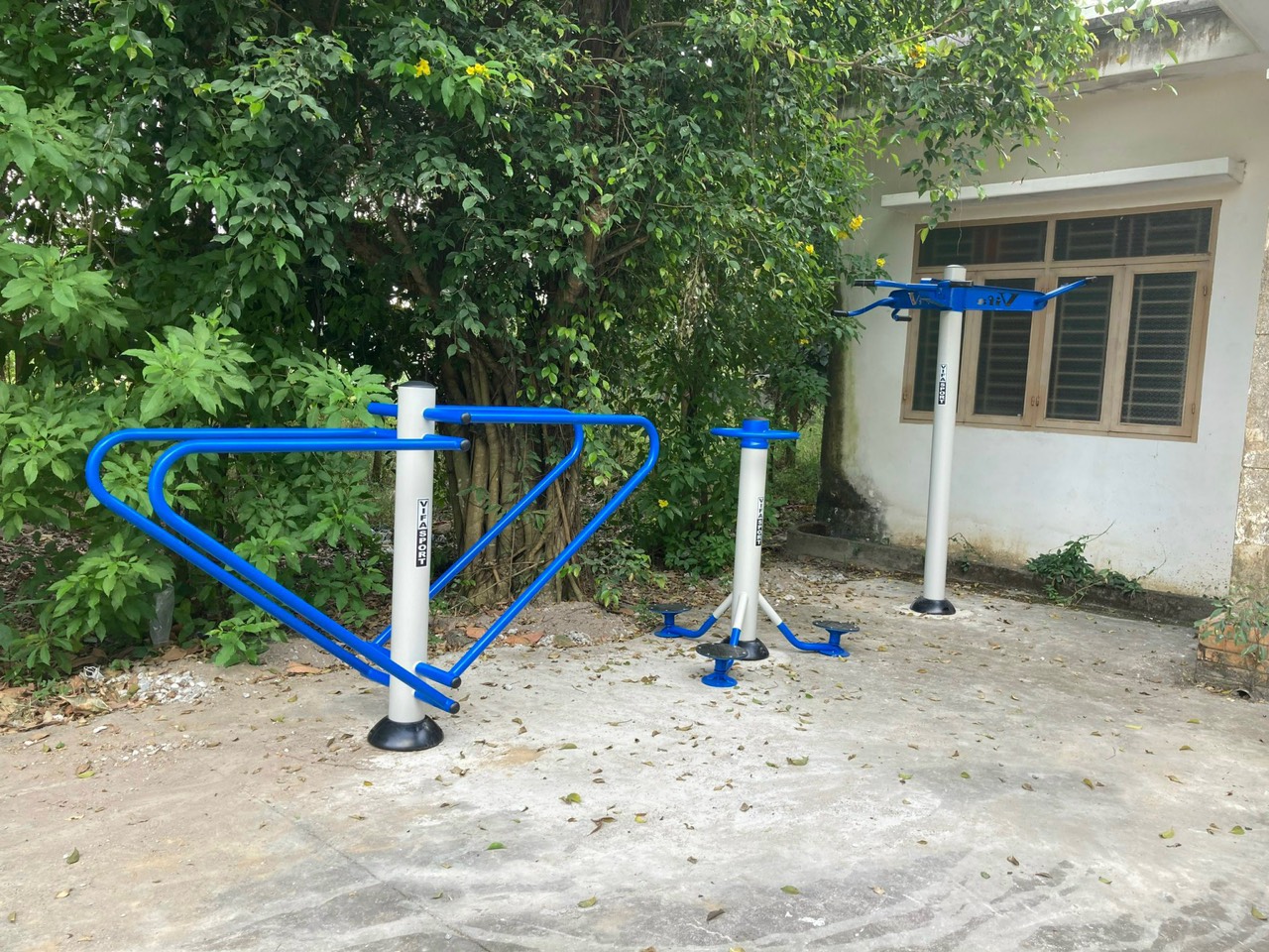 giá thiết bị thể thao quân đội