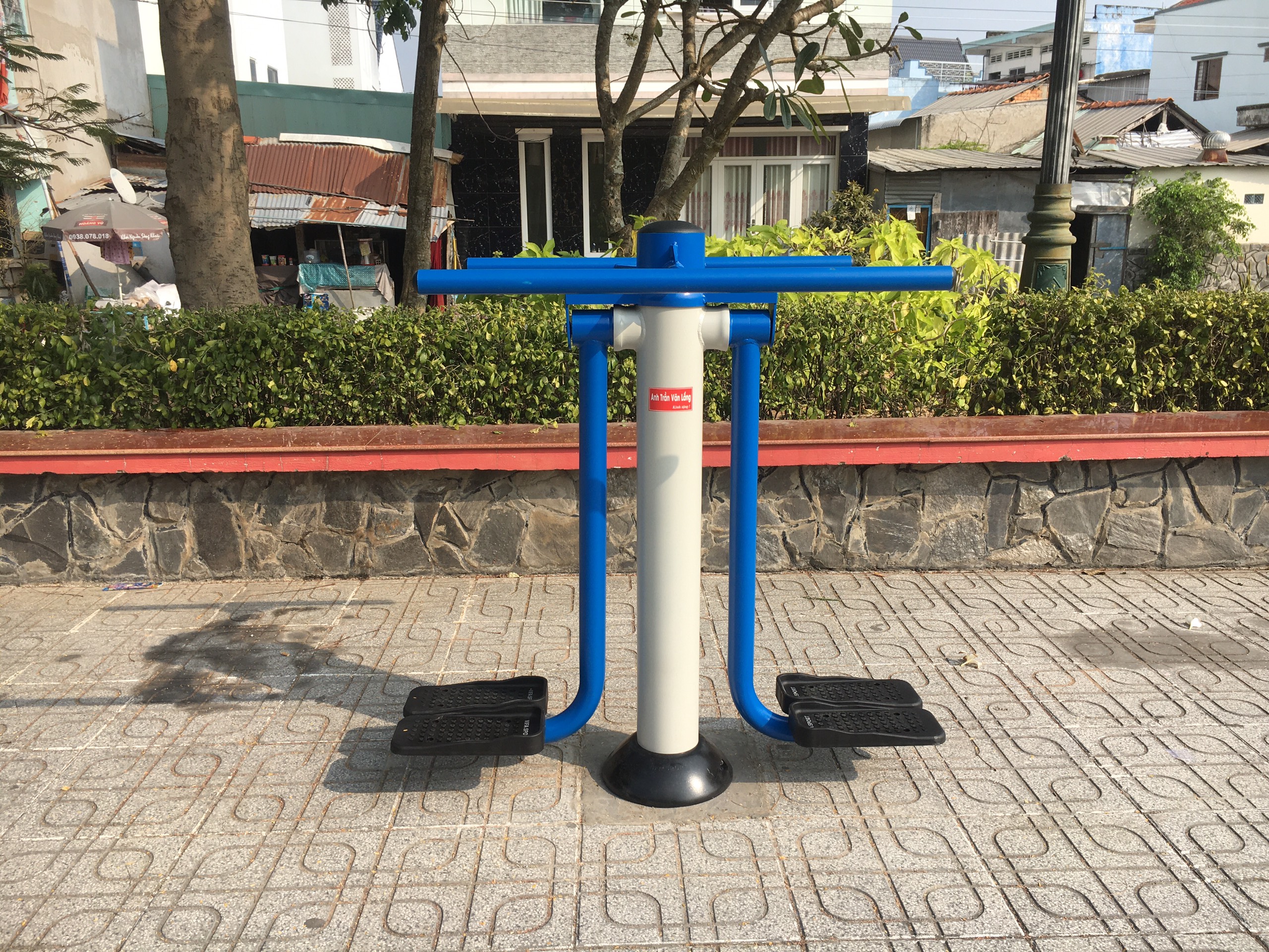 6 bộ dụng cụ thể dục ngoài trời phổ biến cho nhà văn hóa phường xã 