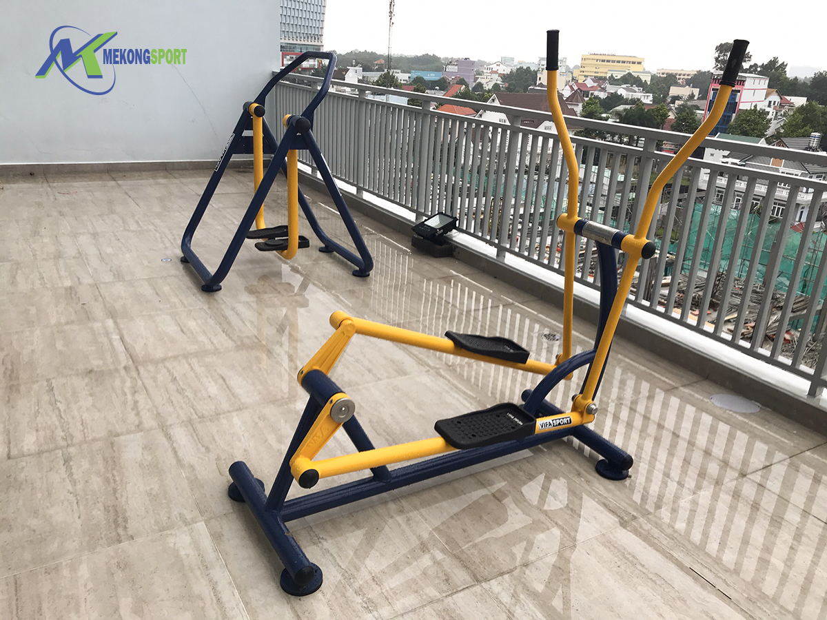 Các dụng cụ thể dục ngoài trời cho sân thượng gia đình