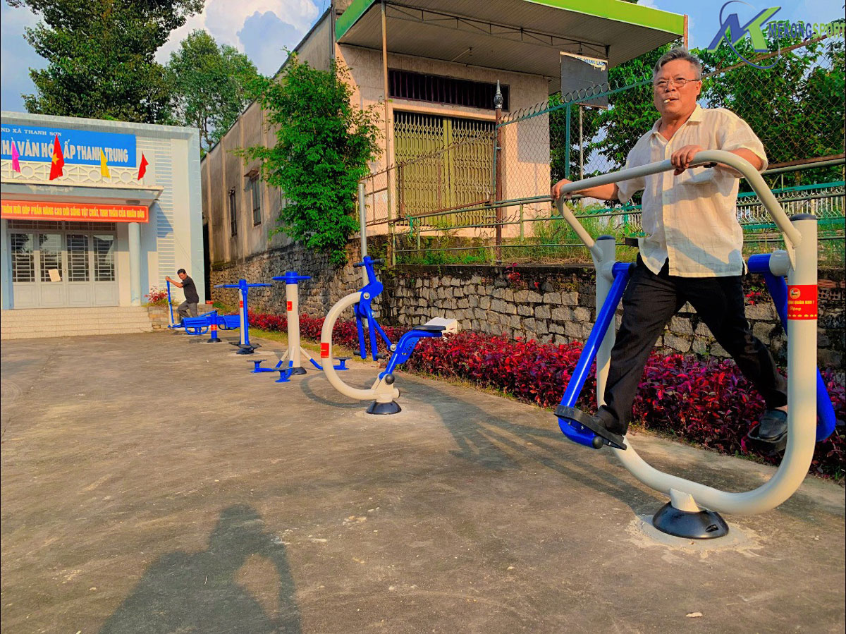 Các bộ dụng cụ thể thao ngoài trời giá rẻ cho vùng cao, miền núi