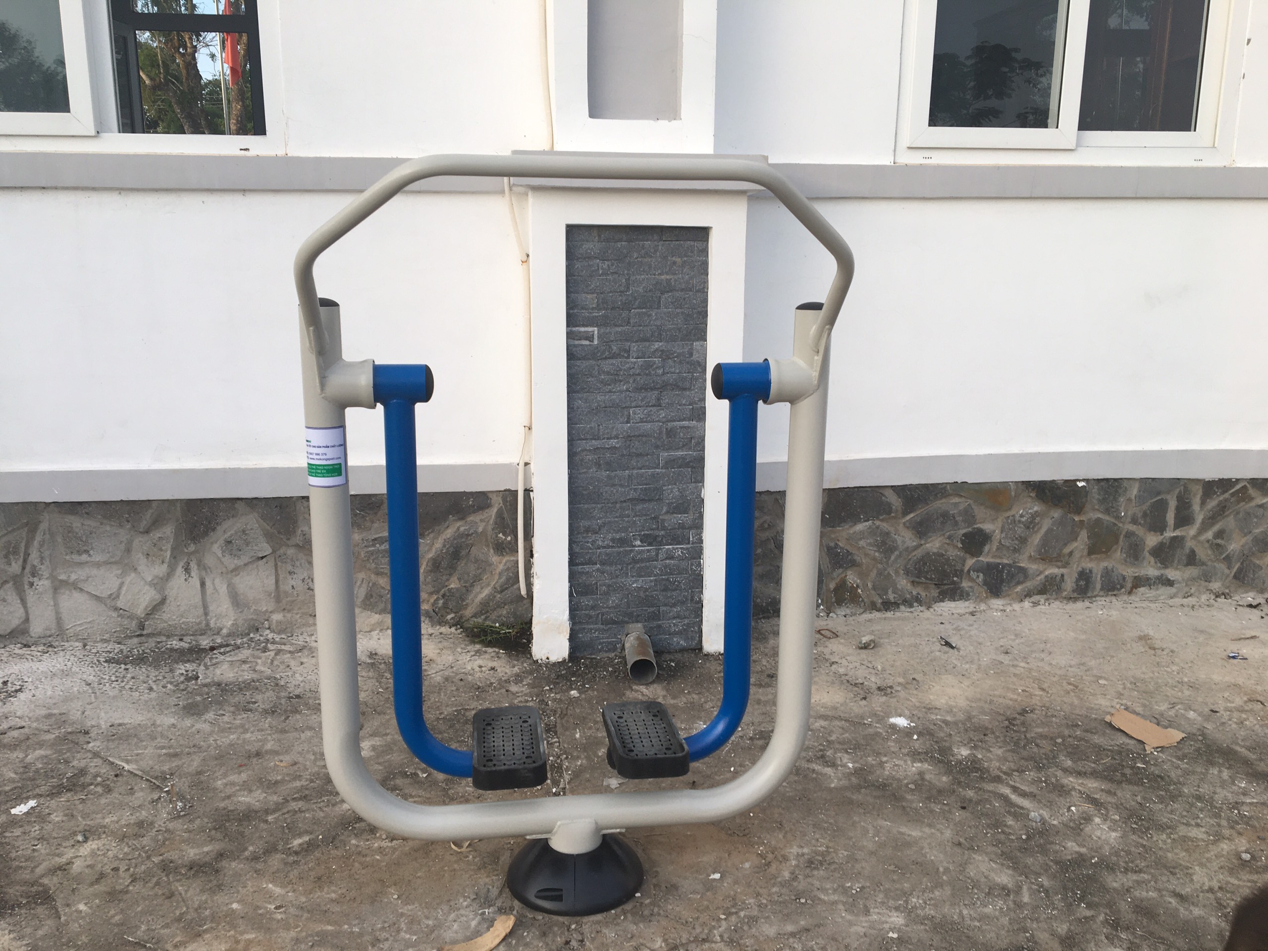 5 dụng cụ thể thao ngoài trời cơ bản cho mọi loại hình không gian, dự án