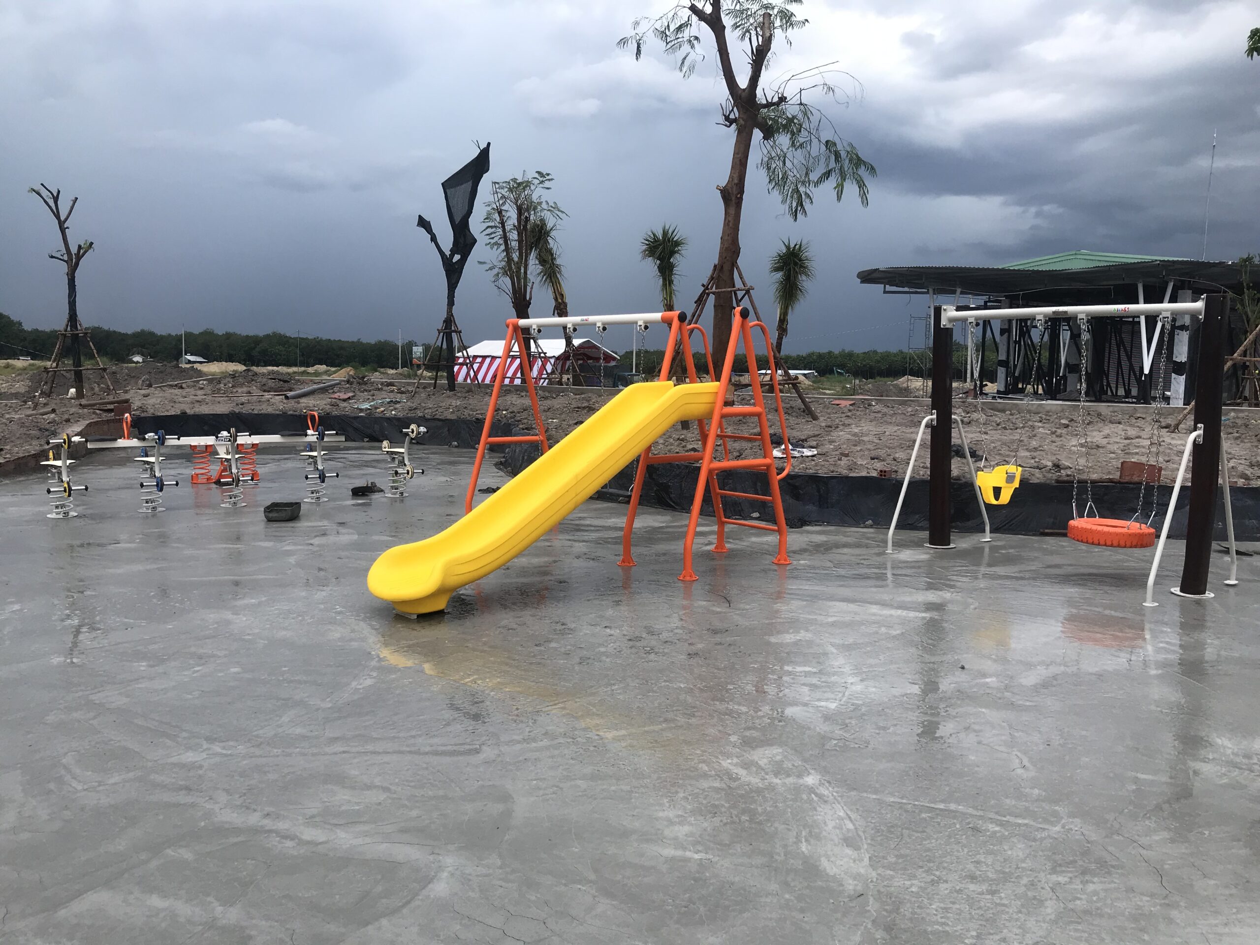 Top 8 thiết bị khu vui chơi trẻ em tốt nhất cho trường mầm non
