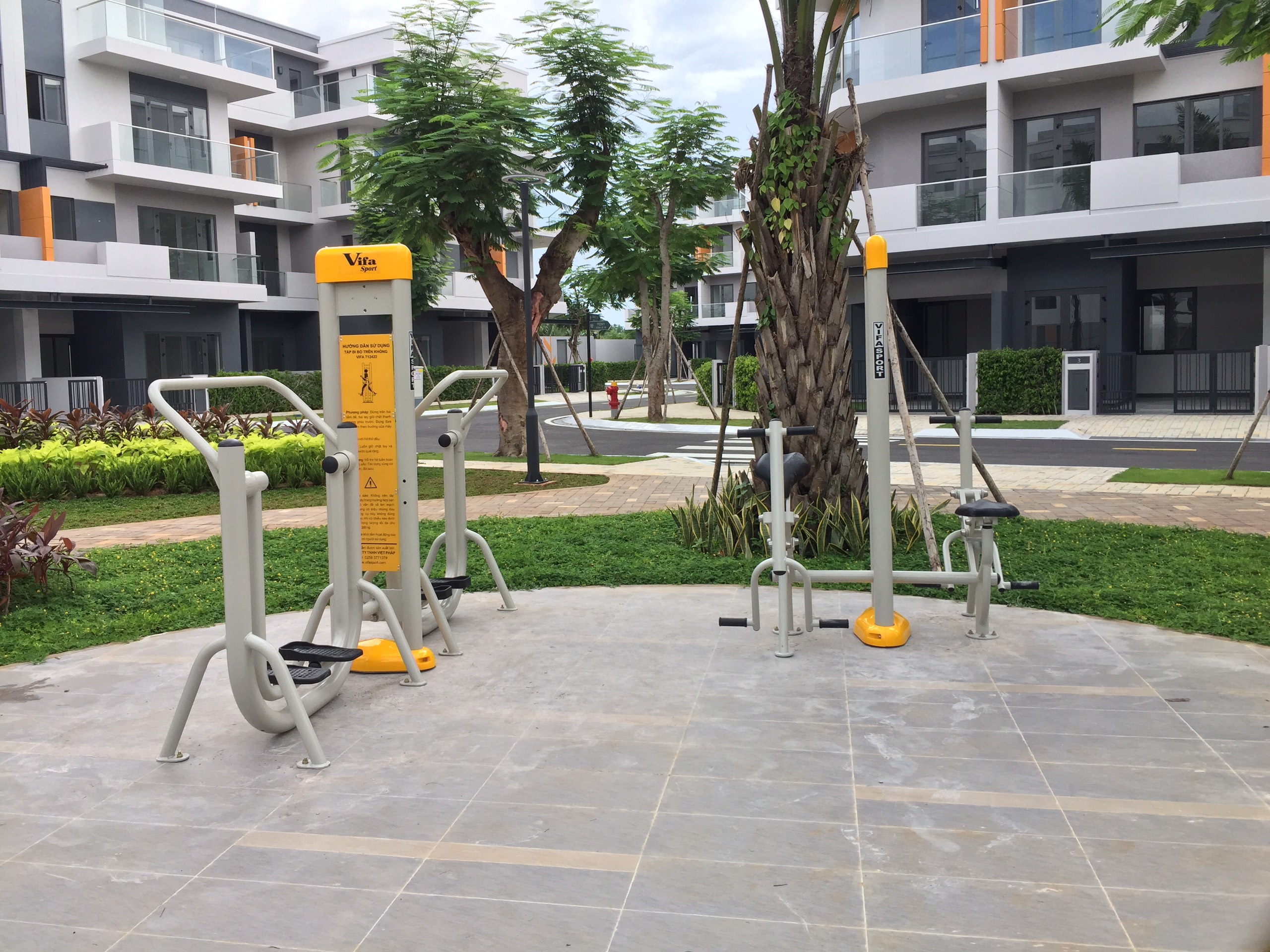 Vì sao giá thiết bị thể thao ngoài trời mỗi nơi mỗi khác 2 Vì sao giá thiết bị thể thao ngoài trời mỗi nơi mỗi khác