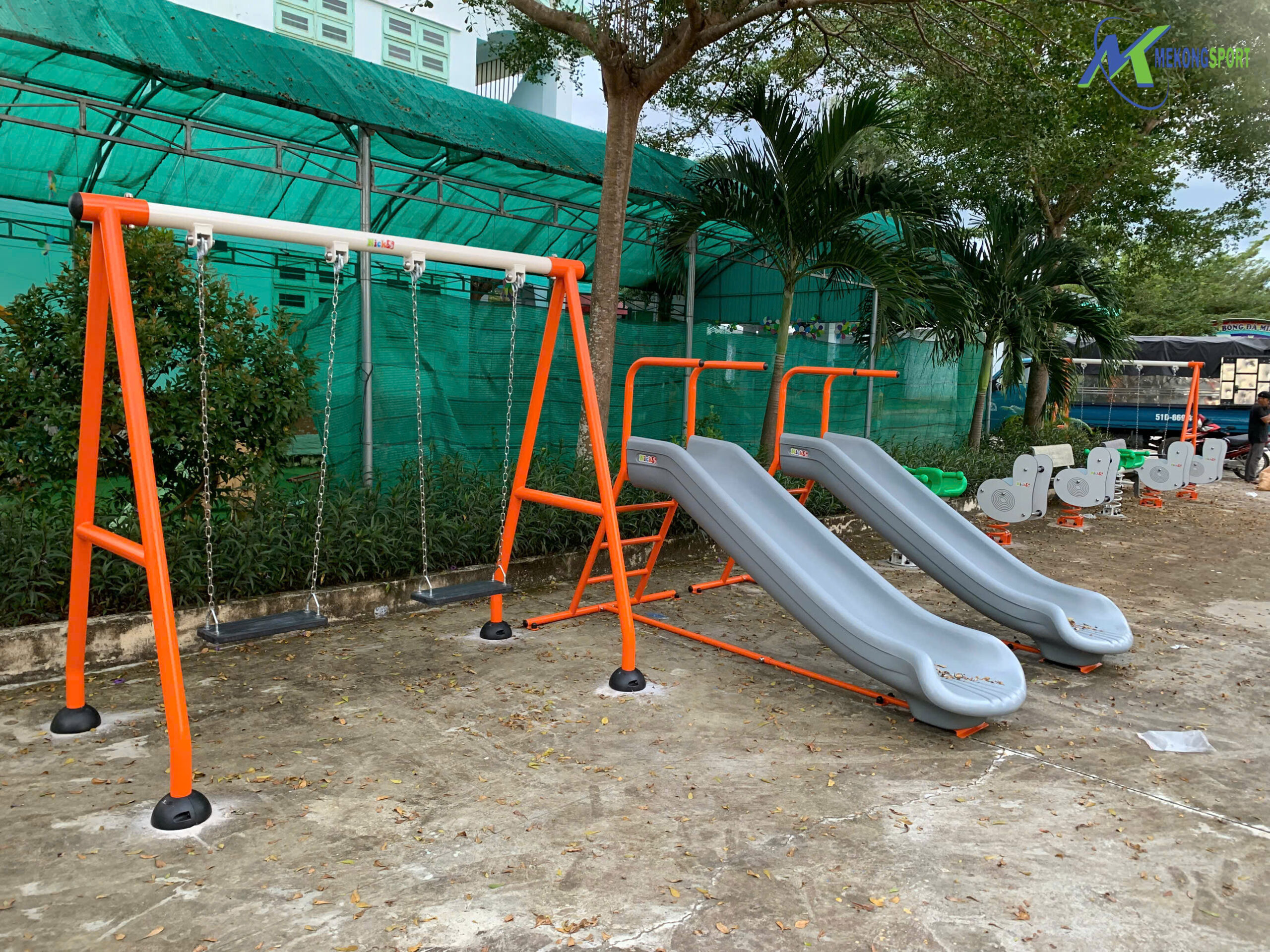 ĐỒNG NAI - GẦN 500 BỘ DỤNG CỤ TẬP THỂ DỤC CHO NGƯỜI LỚN VÀ TRÒ CHƠI TRẺ EM ĐƯỢC LẮP ĐẶT TẠI 90 ĐỊA ĐIỂM TRÊN ĐỊA BÀN HUYỆN VĨNH CỬU. 10 5 scaled