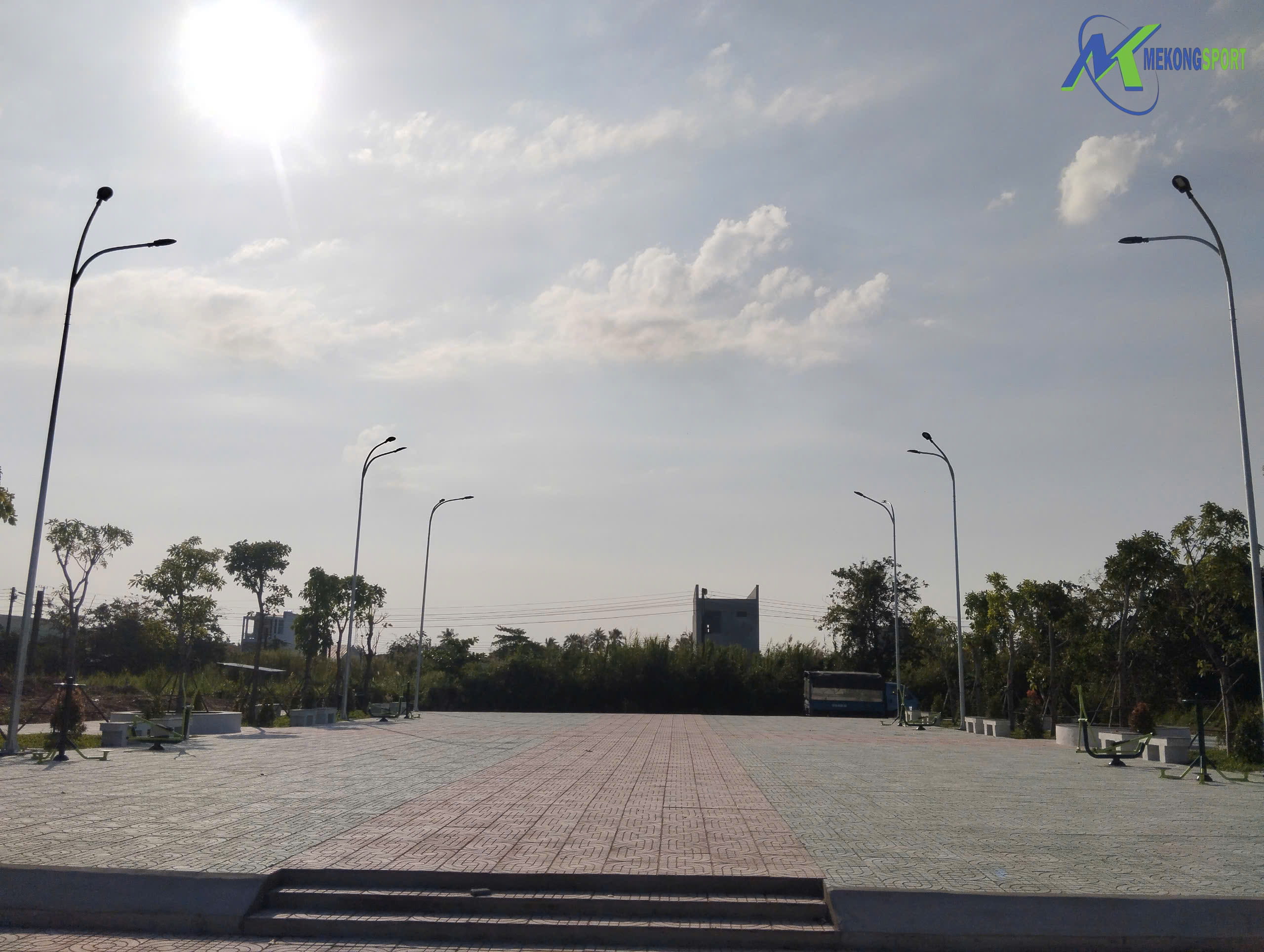 VINH LONG LAP DAT DUNG CU TAI HUYEN LONG HO VUNG LIEM.mekongsport.1 min 1
