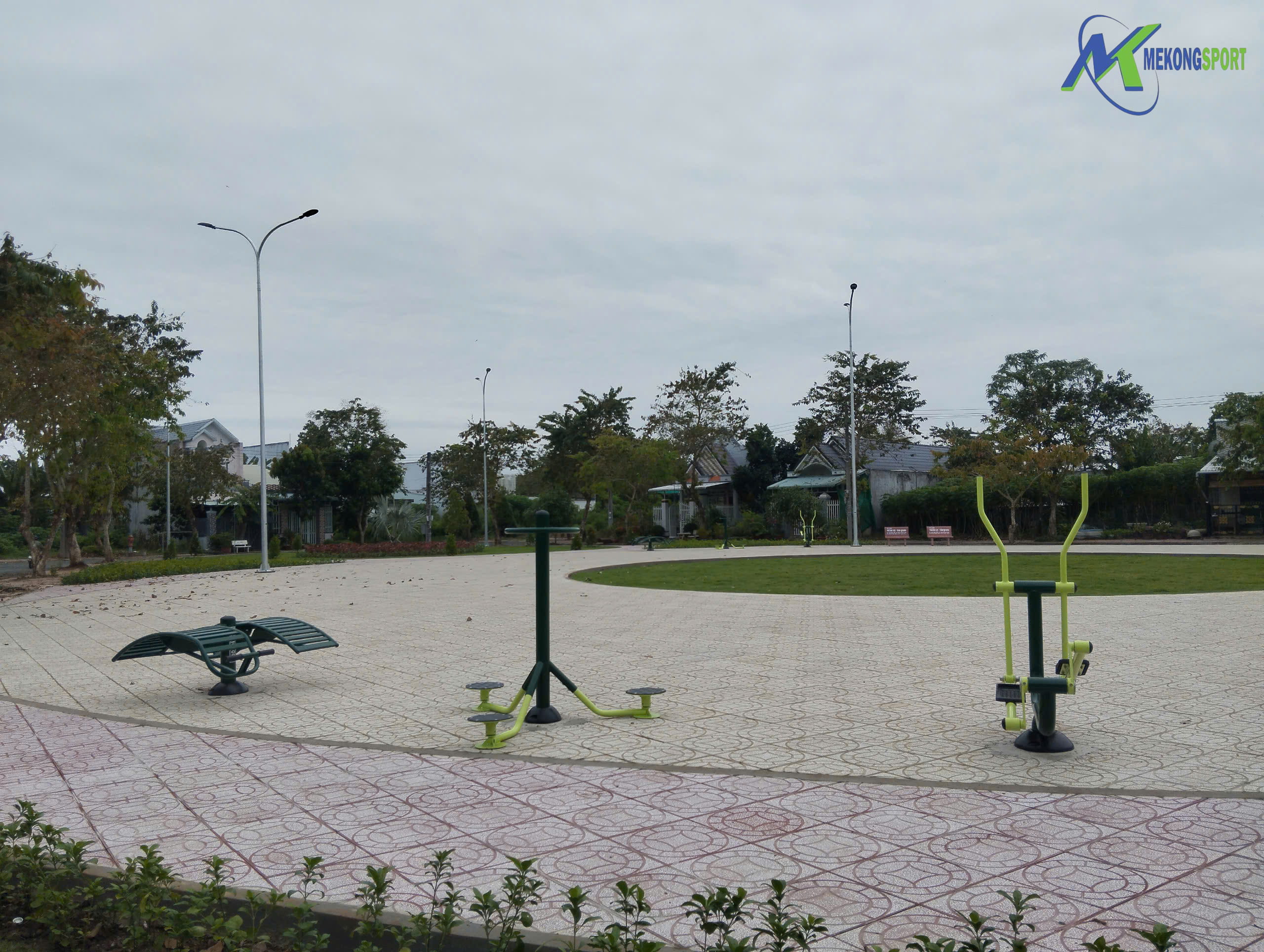 VINH LONG LAP DAT DUNG CU TAI HUYEN LONG HO VUNG LIEM.mekongsport.5 min 1
