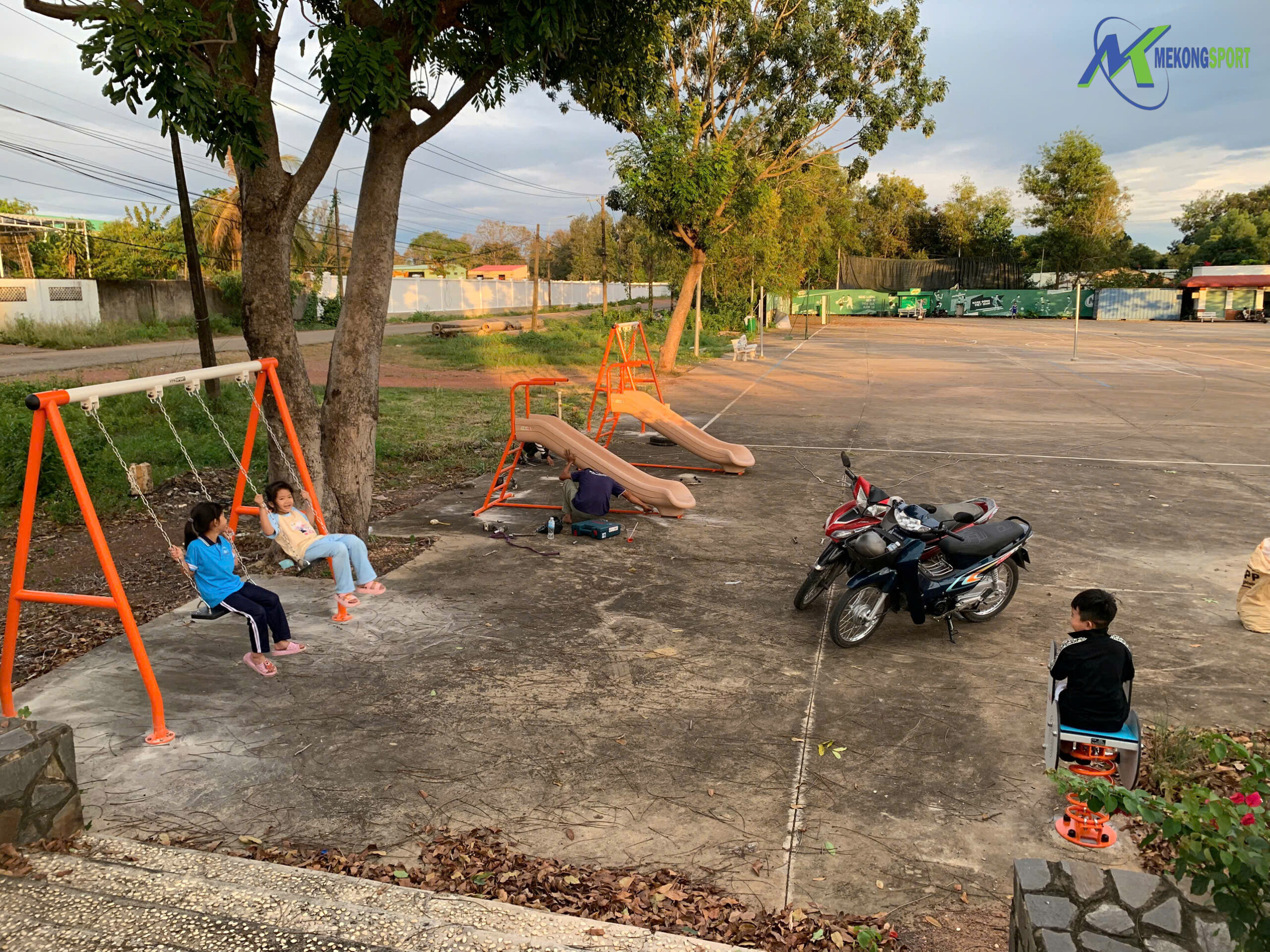 uqeqweqweqweq scaled