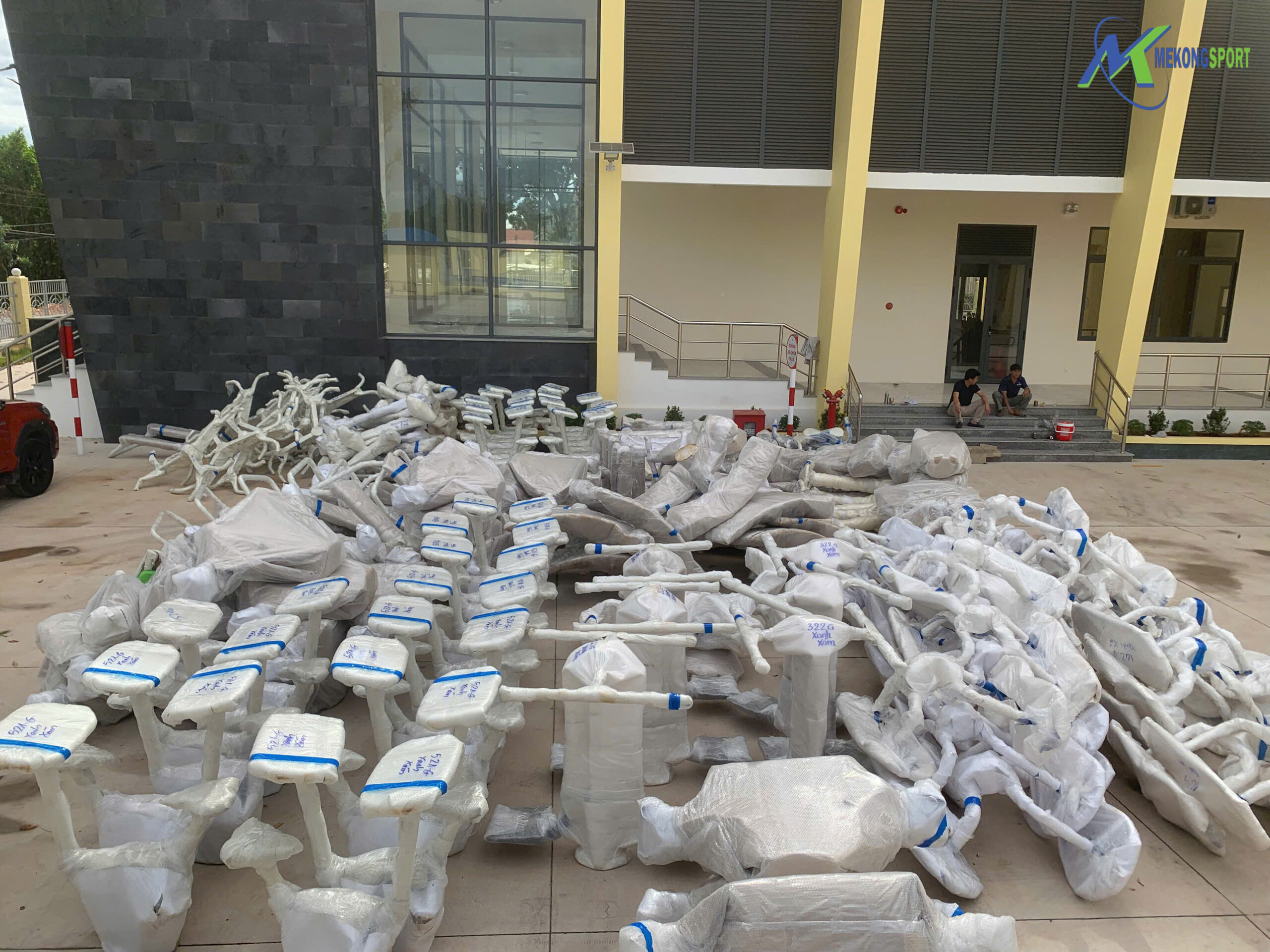 ĐỒNG NAI - GẦN 500 BỘ DỤNG CỤ TẬP THỂ DỤC CHO NGƯỜI LỚN VÀ TRÒ CHƠI TRẺ EM ĐƯỢC LẮP ĐẶT TẠI 90 ĐỊA ĐIỂM TRÊN ĐỊA BÀN HUYỆN VĨNH CỬU. 3 z6211100771383 876ff9ba2fdefb929fd39b5a99b337d6 scaled