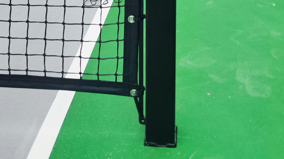 trụ pickleball cố định thép