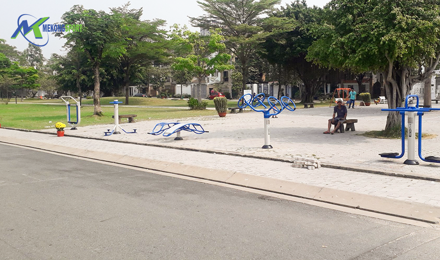 3rYP thiet bi the thao ngoai troi%204