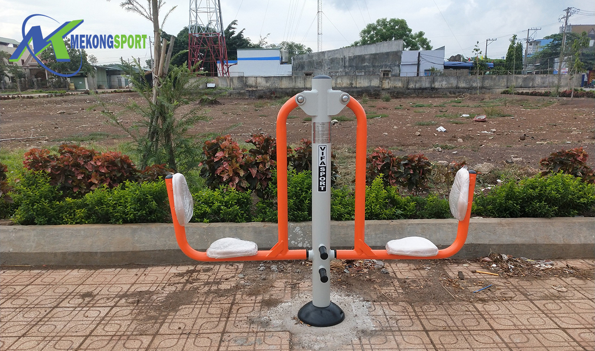 51a7 may tap the duc ngoai troi%201