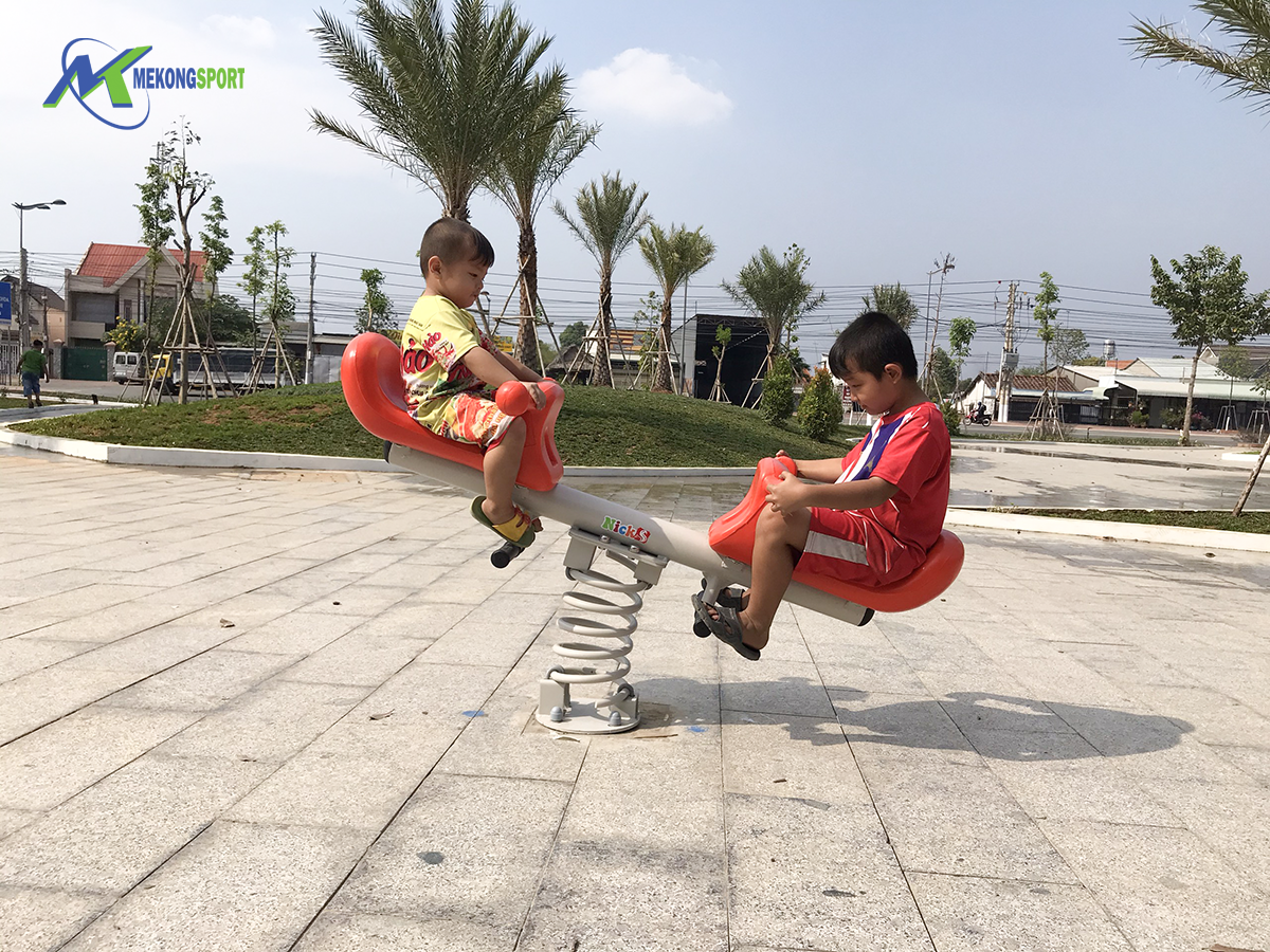 ByTF thiet bi cong vien%2019