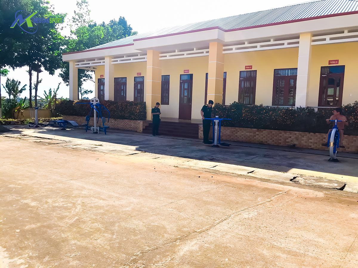 Ck5q thiet bi the thao ngoai troi%206