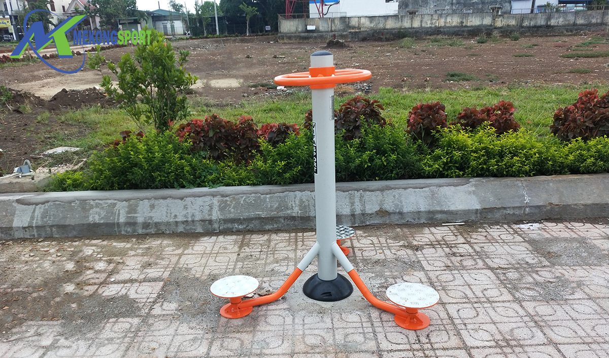 Ctjp may tap the duc ngoai troi%206