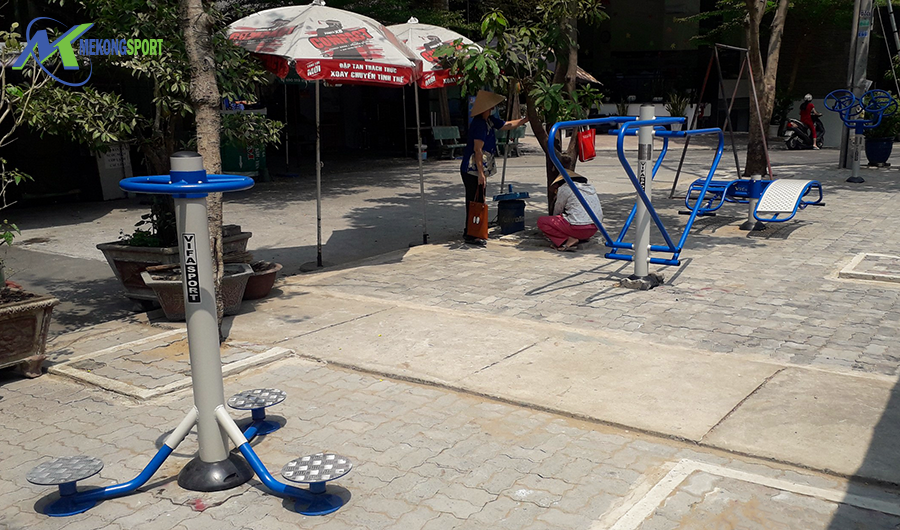 DGQk thiet bi the thao cong vien%203