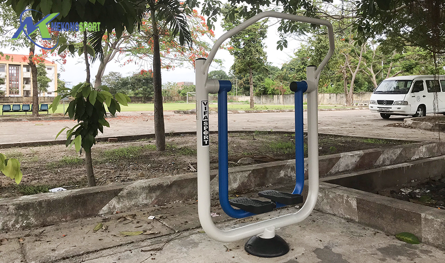 DcK1 thiet bi the thao ngoai troi%207