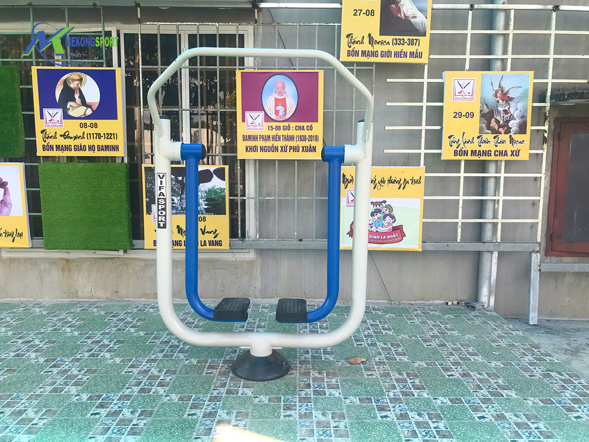 EiSR thiet bi the duc ngoai troi