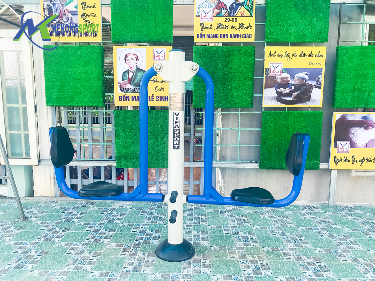 GRAT thiet bi the duc ngoai troi 2