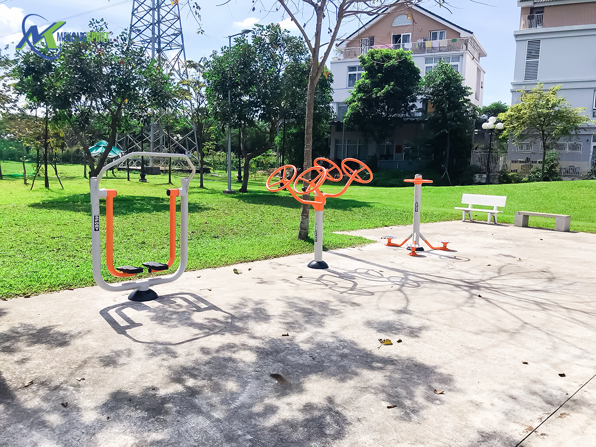 Thành Phố Hồ Chí Minh: Dự Án Khu Biệt Thự Dragon Hills 1 &Amp; 2 Trang Bị Tiện Ích Cụm Máy Tập Thể Dục Ngoài Trời 1 HnwX may tap the duc ngoai troi%205