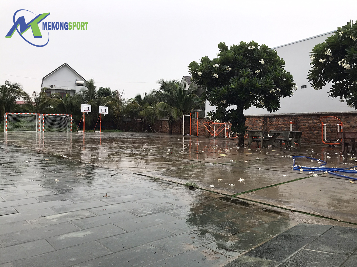 I2P4 may tap the duc ngoai troi%2011