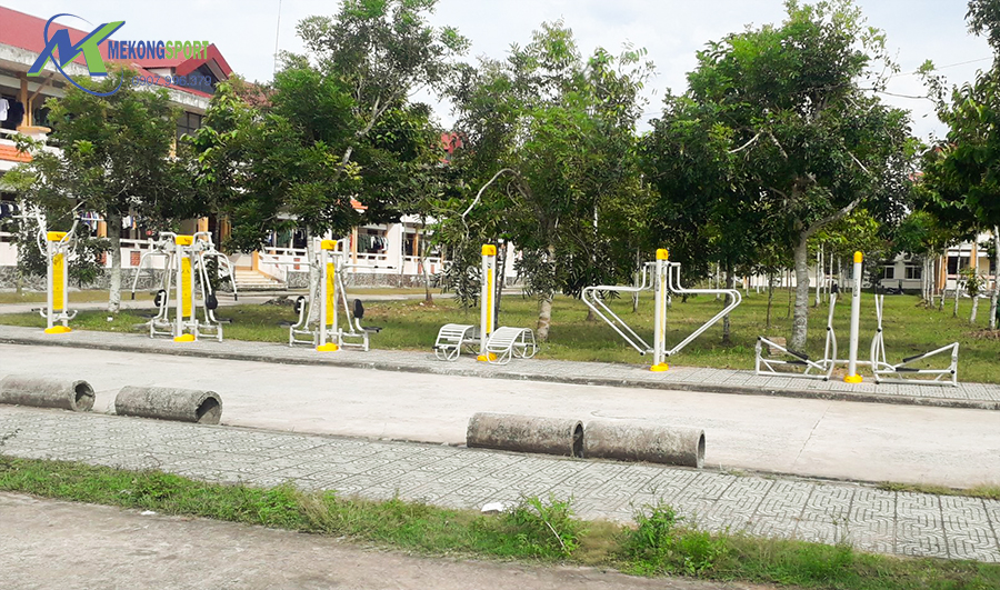 Ltp3 may tap the thao cong vien 5