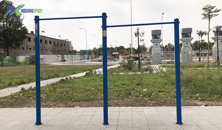 NXE9 thiet bi the thao cong vien%205